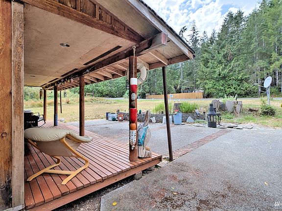 4th image of 470 Rhododendron Ln