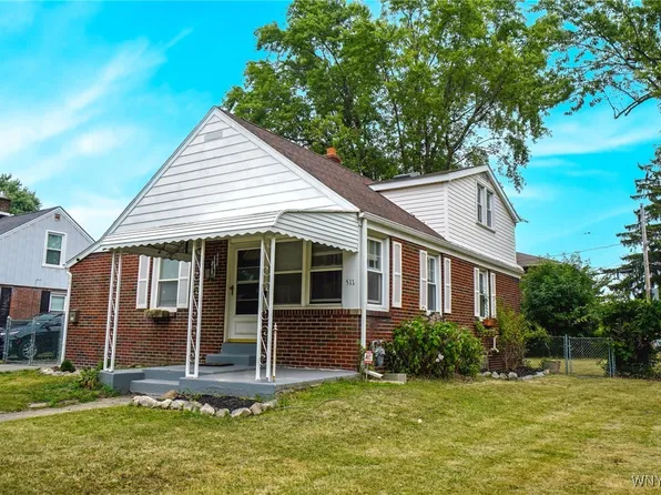 511 Walton Dr, Cheektowaga, NY 14225