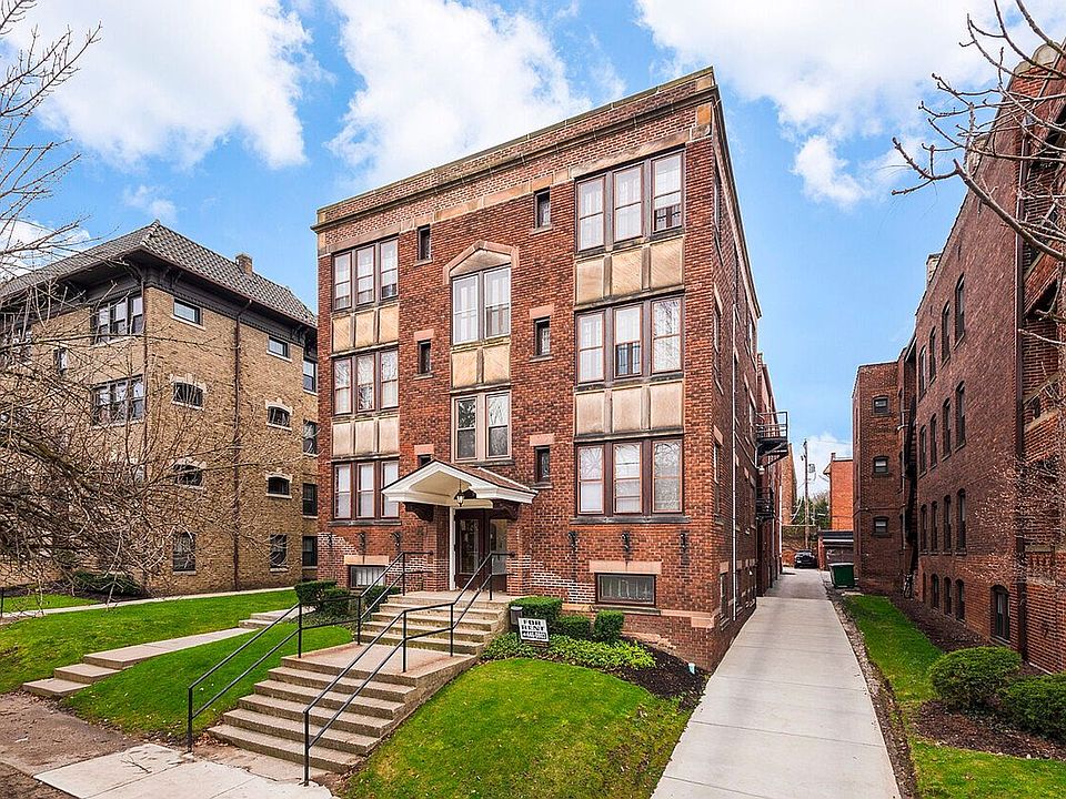 1st image of 2480-82 Derbyshire Rd #52