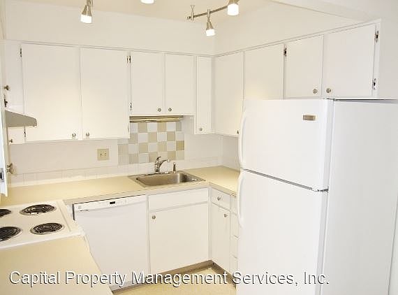 4th image of 2222 NE Halsey St #4472774