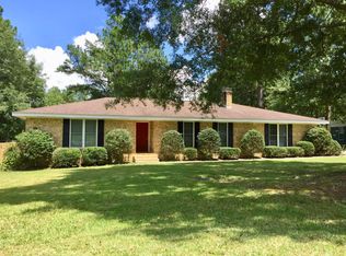 606 Bramblewood Dr, Hattiesburg, MS 39402