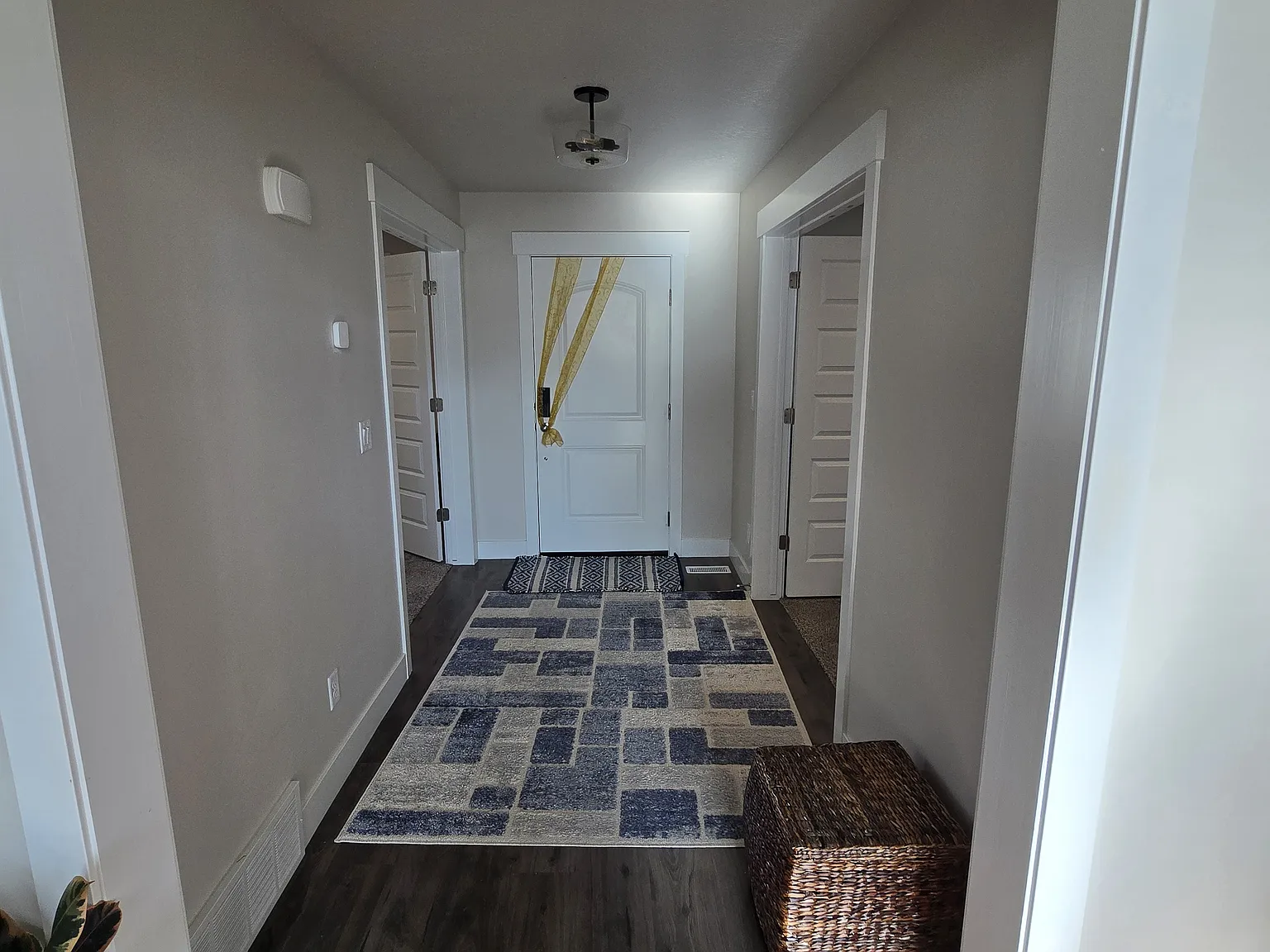 4203 W Gate Keeper Dr — Photo 2