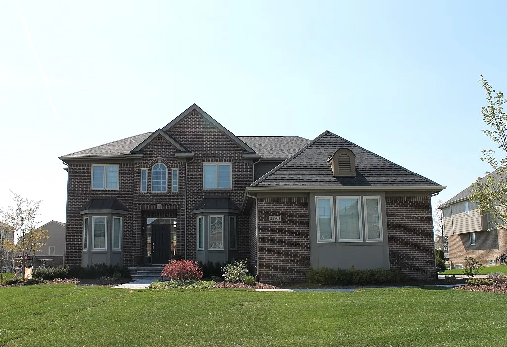 23085 Cyprus Dr photo 1
