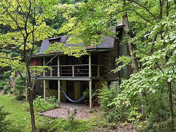 3rd image of 75 Log Haven Ln