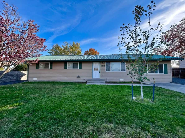 6010 W Okanogan Loop, Kennewick, WA 99336