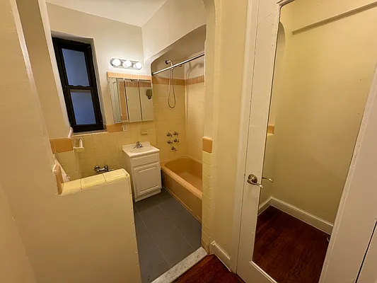 Rented by Natural Habitat Realty | media 8