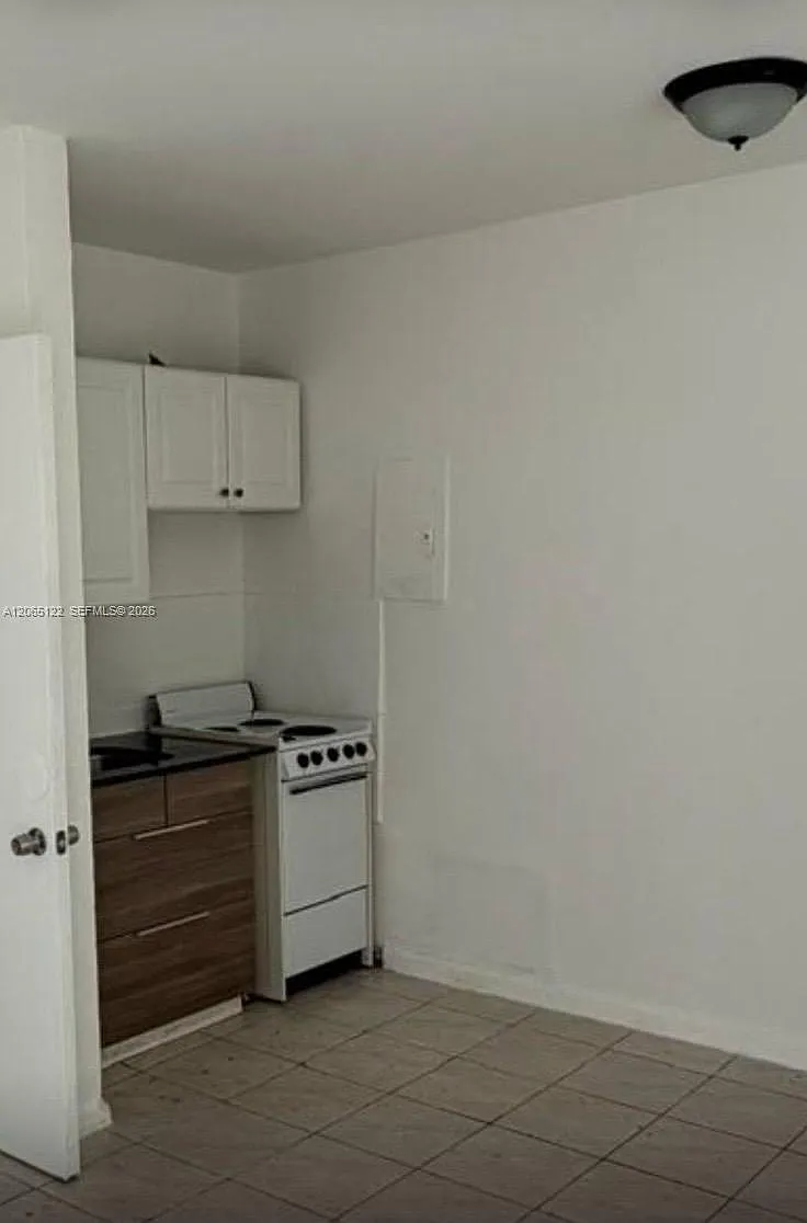17th Ave Manor — Photo 4