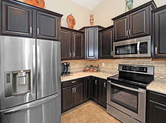 5th image of 10701 E Coopers Hawk Dr