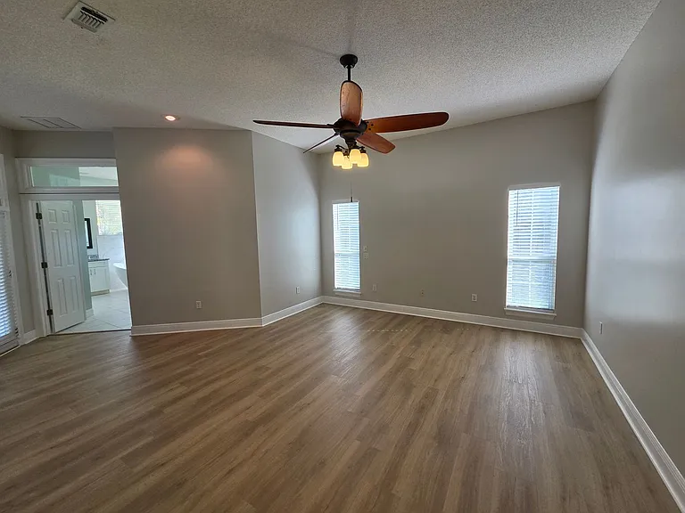 102 Grove Isle Blvd — Photo 20