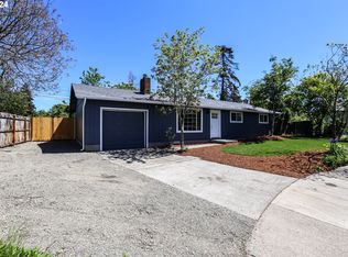 1828 Swank Ct, Springfield, OR 97477