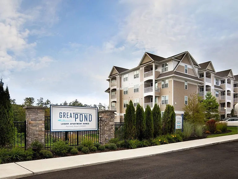 Residences at Great Pond — Photo 12