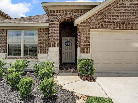 2nd image of 4607 Tuscan Lily Dr