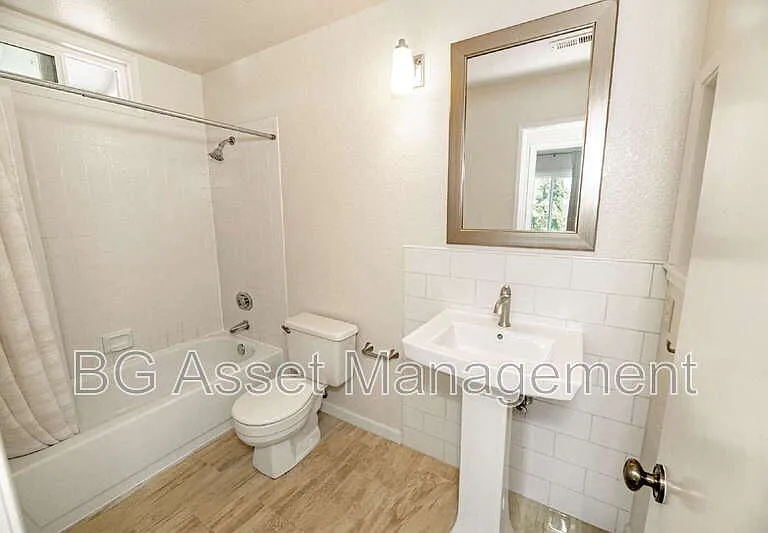 2726 Garrity Ct — Photo 23