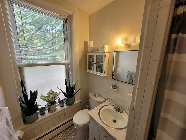 30 Holyoke St #2 — Photo 24