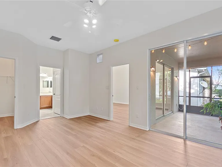 118 Chippendale Ter — Photo 15