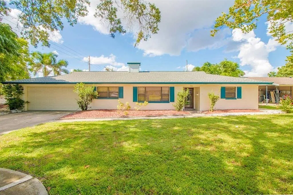 2 bed, 1.0 bath, 620 sqft, $2,100 — Photo 1