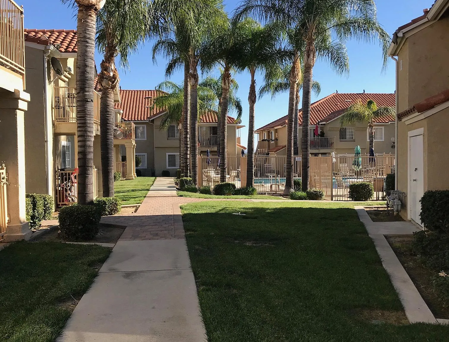 Walnut Grove Apartments — Photo 4
