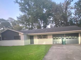 950 Iris Ln, Beaumont, TX 77706