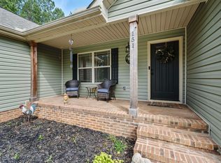 151 Pleasant Hill Rd, Landrum, SC 29356