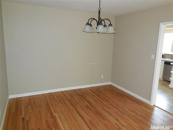 5th image of 225 S Fairmont Ave