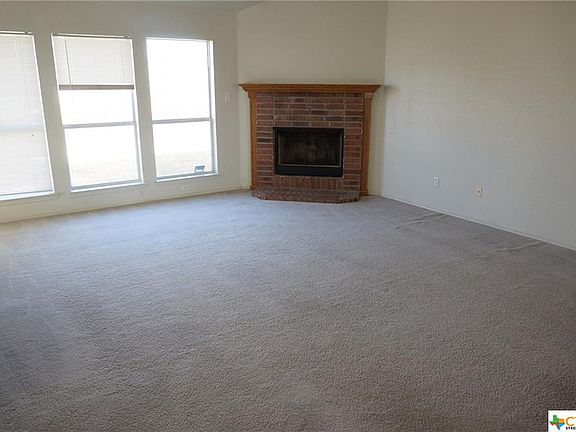 2nd image of 2613 Curtis Dr