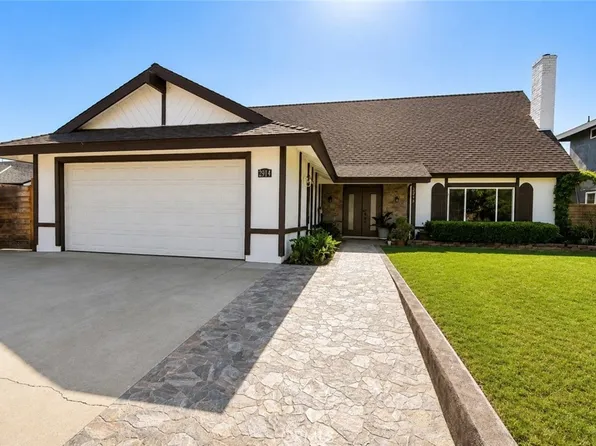2914 S Rene Dr, Santa Ana, CA 92704