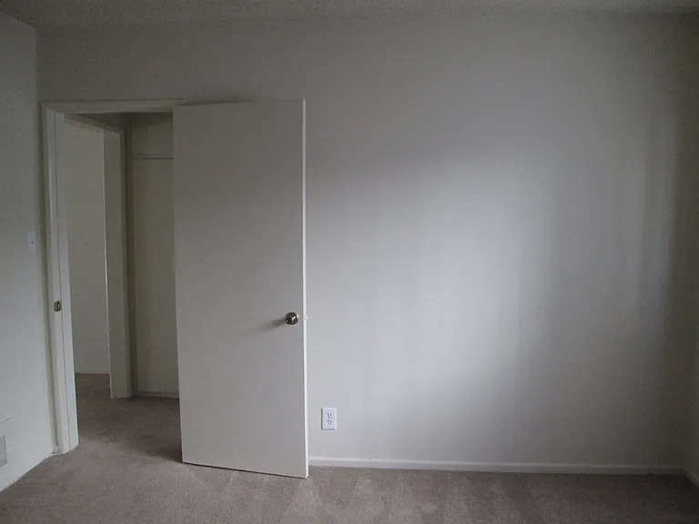 3339 Mentone Ave — Photo 12