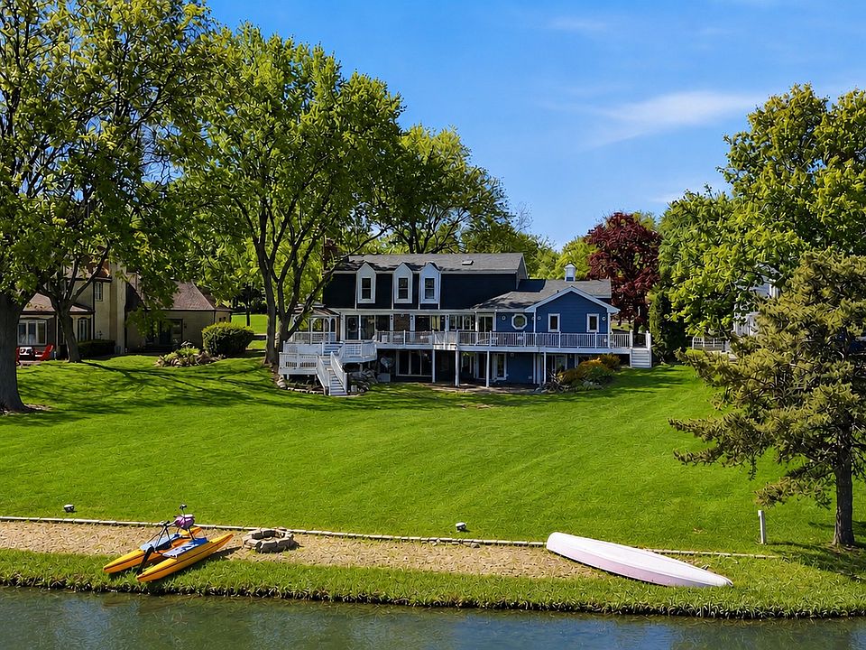 1st image of 1480 Lake Shore Dr S