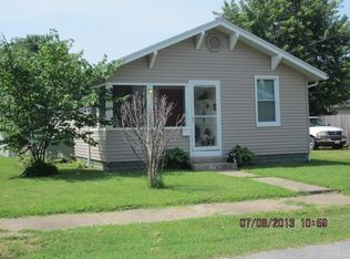 1931 Minton St, Murphysboro, IL 62966