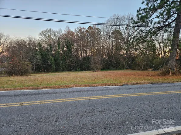 127 33rd St SW, Hickory, NC 28602