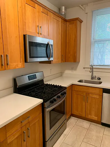 1385 Sacramento St #1 Photo 1