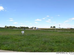 5538 Willow Crossing St, Smithton, IL 62285