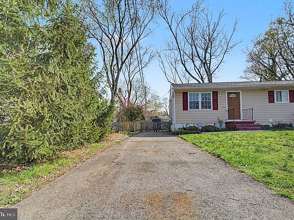 4th image of 99 Summerfield Dr
