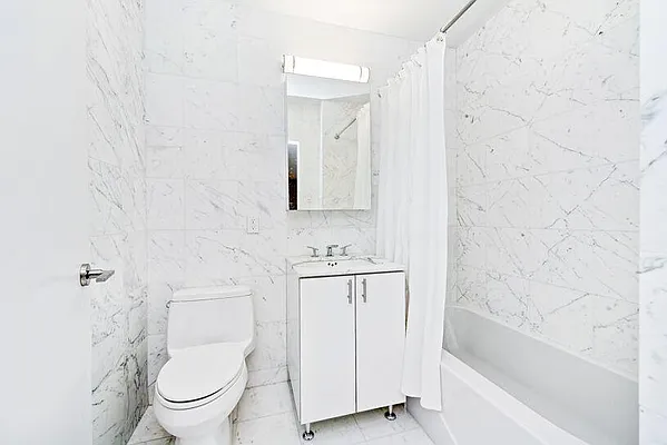 Rented by Keller Williams NYC | media 16
