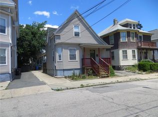 369 Bay View Ave, Providence, RI 02905