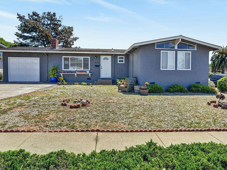 1st image of 3182 Vista Del Camino