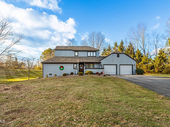 2nd image of 264 S Hampton Dr #1