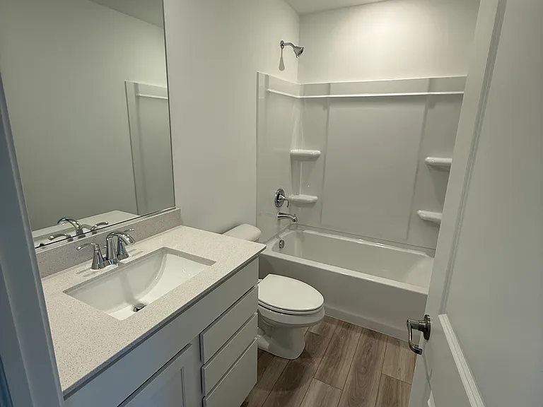 2236 Stonegate Rd — Photo 16