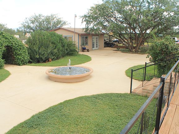 Courtyard with fountain