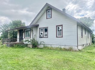 7981 S Packerton Rd, Claypool, IN 46510