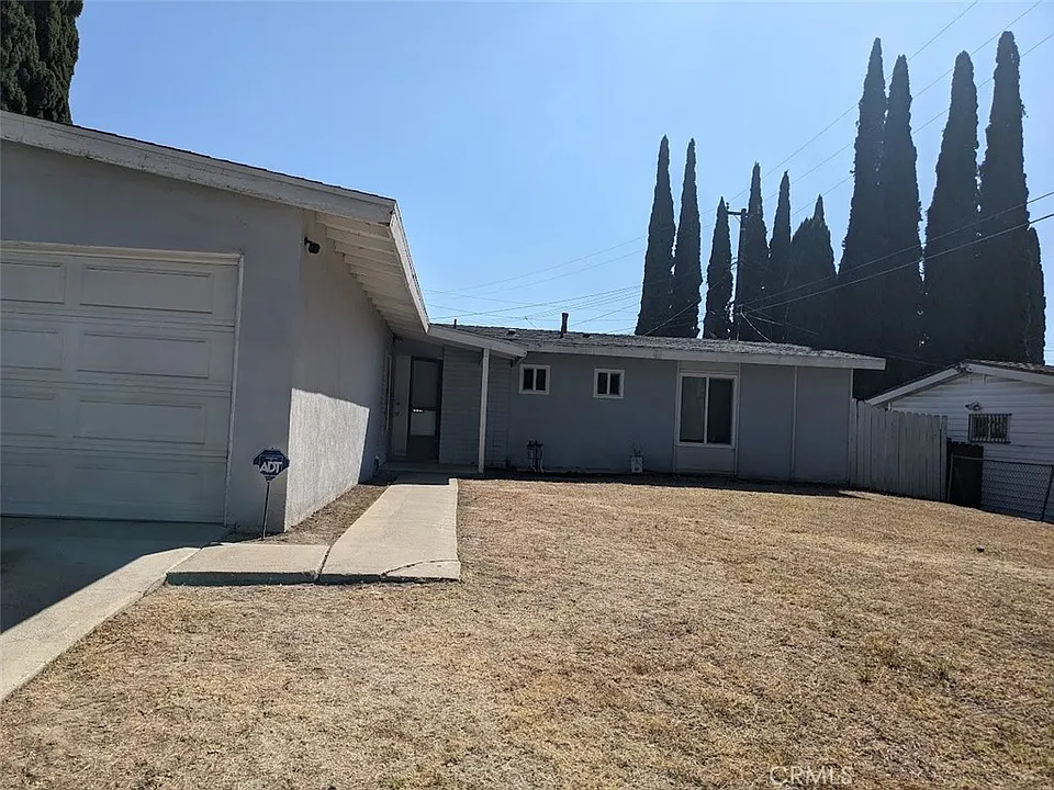 2115 Sierra Leone Ave