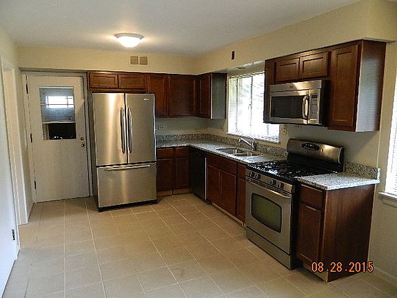 3rd image of 5334 Oakton Street