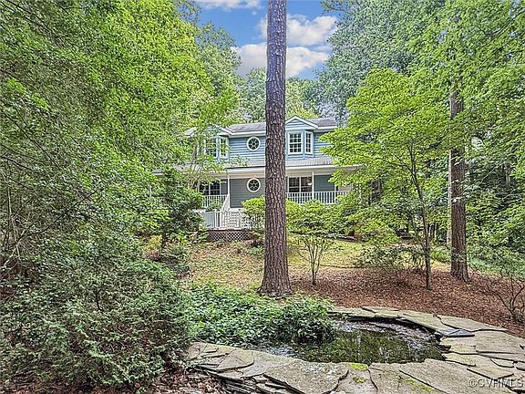 3rd image of 38 Berkshire Rd