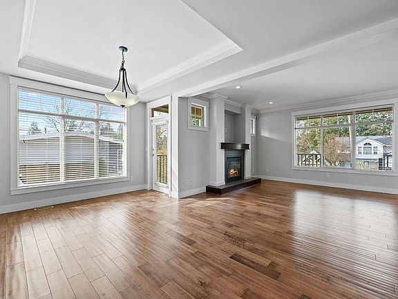 5th image of 3008 Ash St #1