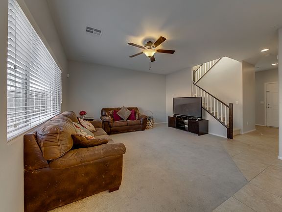 3rd image of 10252 Danskin Dr