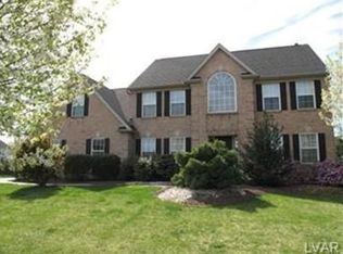 2630 Crystal Dr, Whitehall, PA 18052