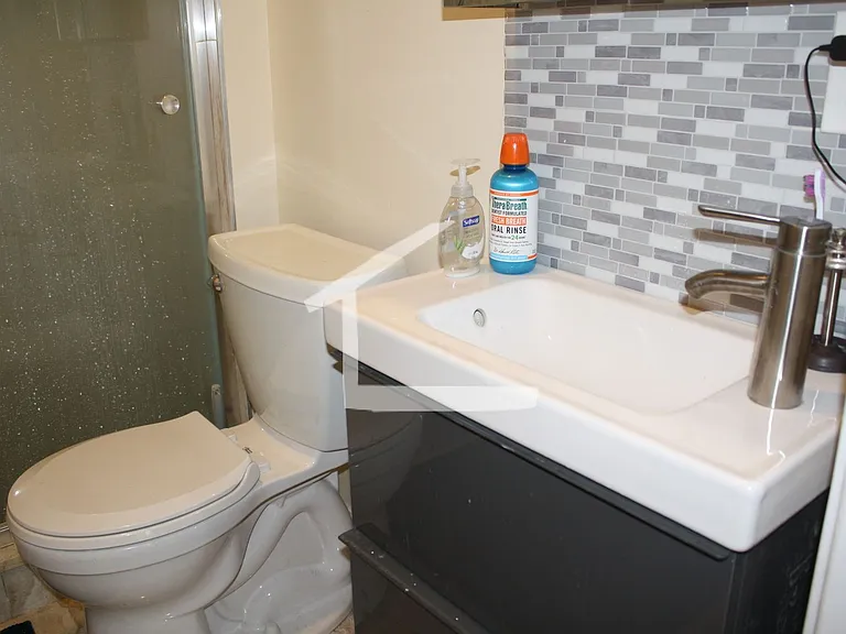 1616 Beacon St #3 — Photo 18