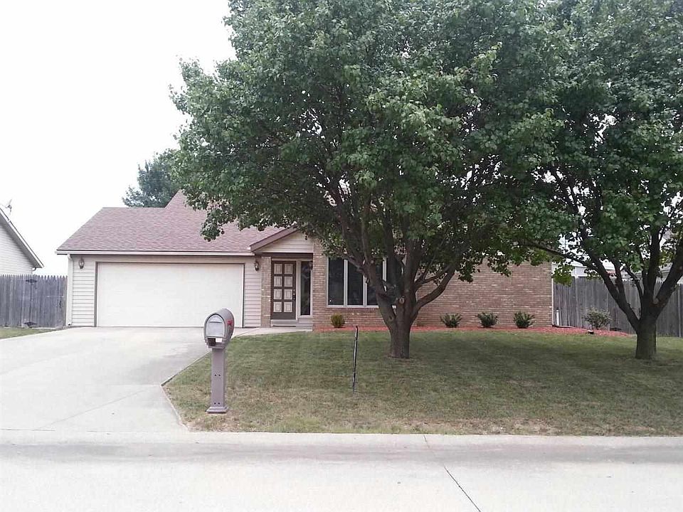 1st image of 2700 W Palisades Pkwy