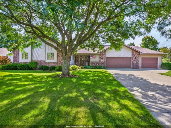 W6561 Cedar Ln, Greenville, WI 54942