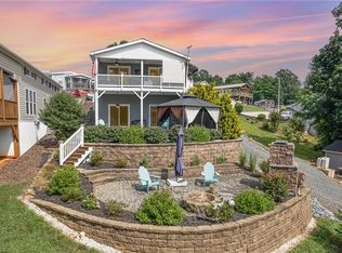 132 Eagle Dr, New London, NC 28127